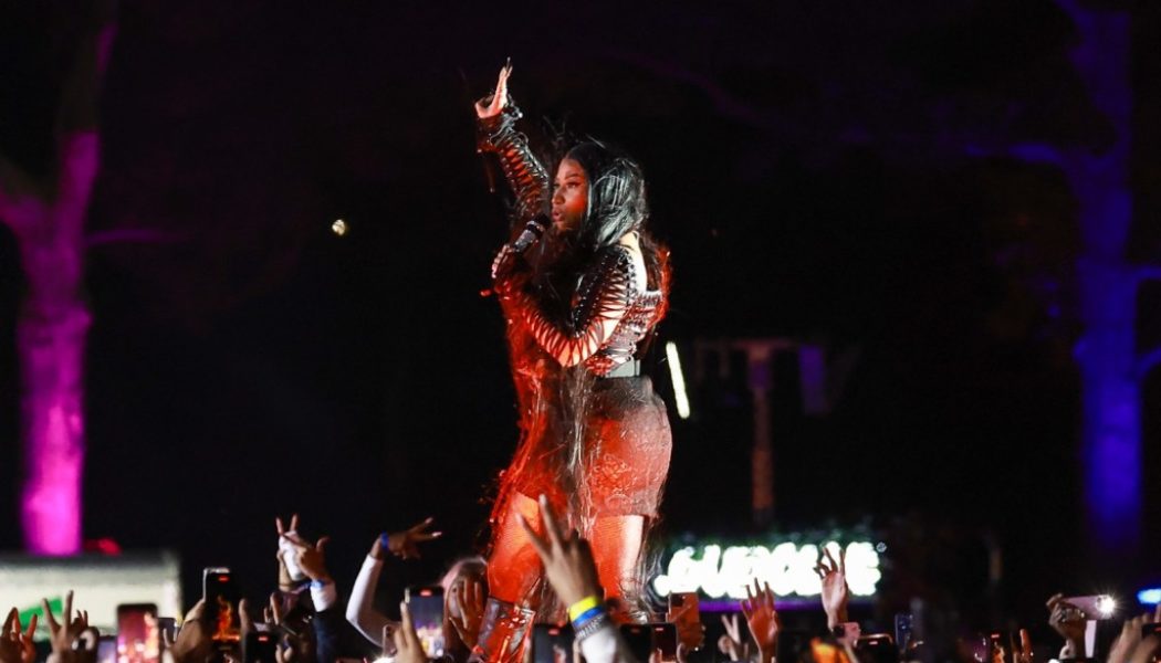 Nicki Minaj’s 2022 Rolling Loud NYC Headlining Set Was a Moment for the Barbz