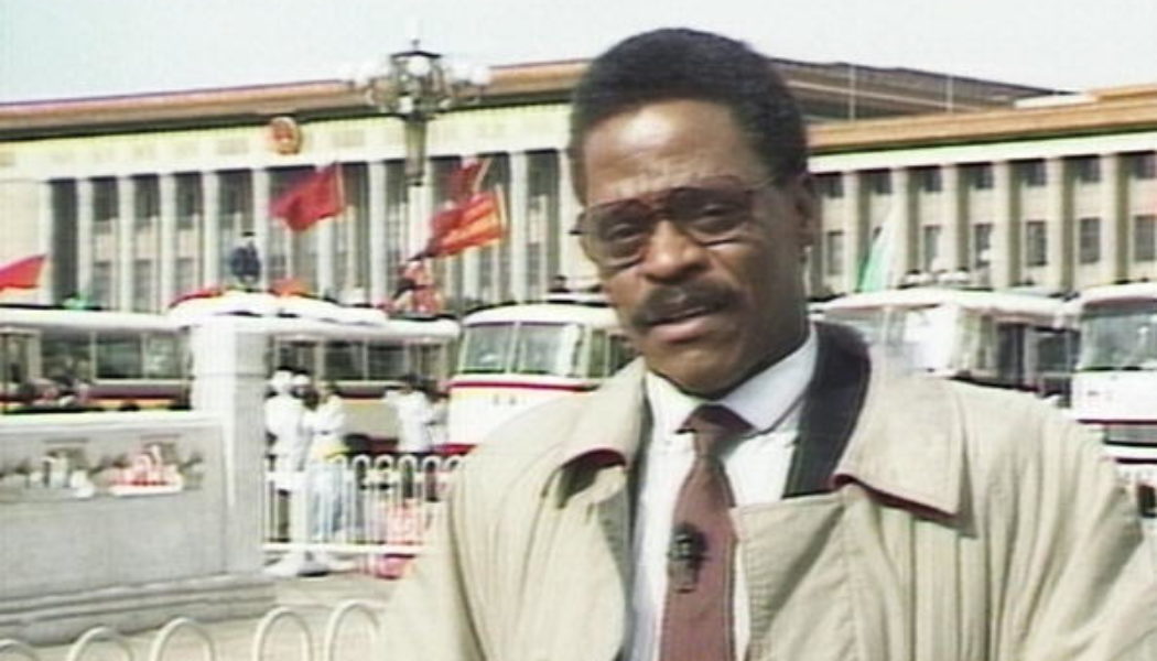 Pioneering Black CNN News Anchor Bernard Shaw Dies At 82 