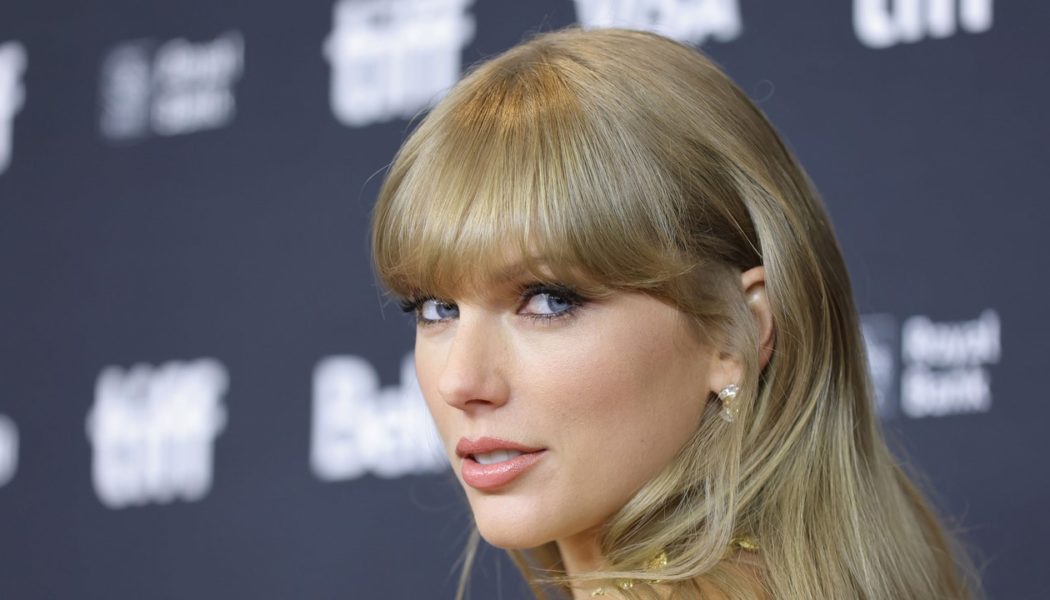 Taylor Swift Must Face Trial in “Shake It Off” Lawsuit, Judge Rules