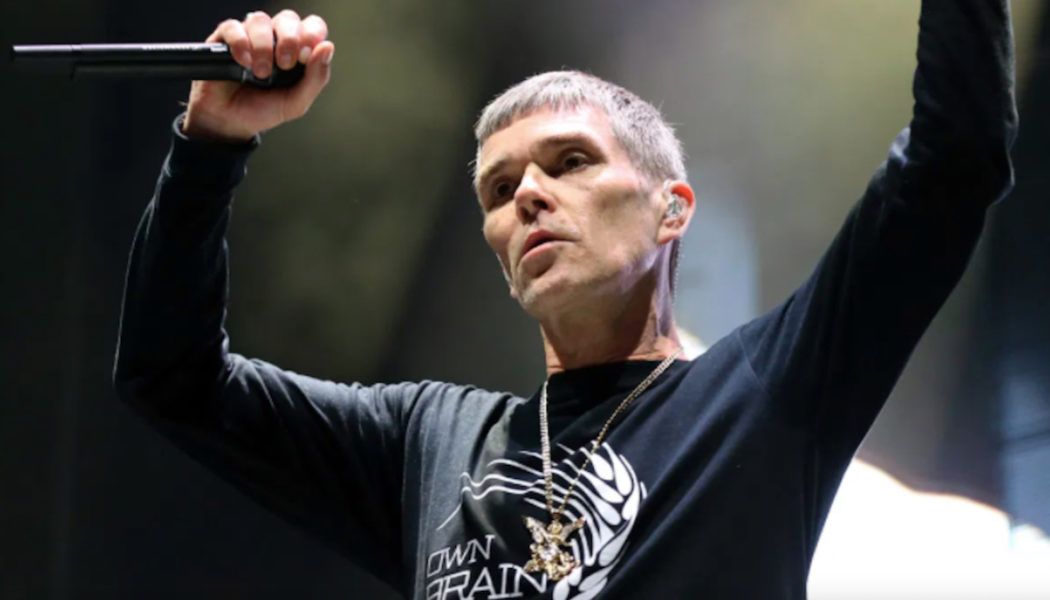 The Stone Roses’ Ian Brown Performs Bizarre Sold-Out Show Without a Band: Watch