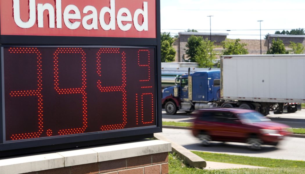 U.S. inflation falls for 2nd straight month on lower gas costs