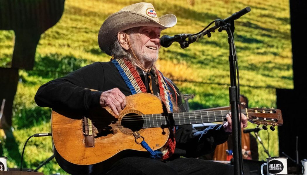 Willie Nelson’s Farm Aid Reveals Plans for ‘A Major Farmer Mobilization in Washington’ in March 2023