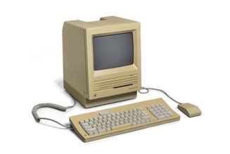 A Macintosh SE Computer Used by Steve Jobs in 1987 Is Up for Auction