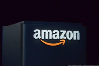 Amazon curbs corporate retail hiring for the rest of 2022