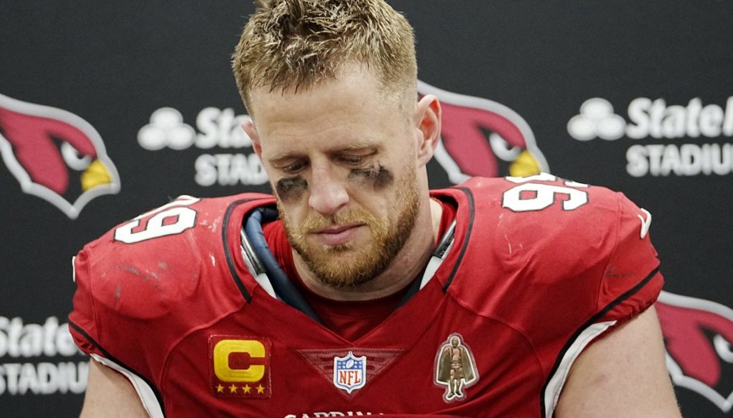 Arizona Cardinals Defensive End JJ Watt Plays Days After Heart Complications