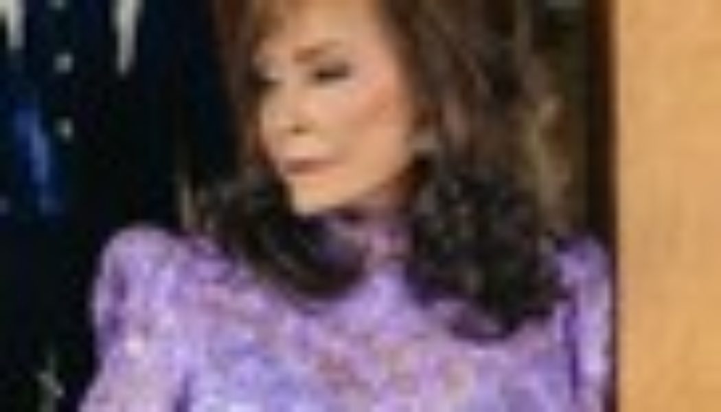 ‘Coal Miner’s Daughter: A Celebration of the Life & Music of Loretta Lynn’: How to Watch & Stream the Star-Studded Special