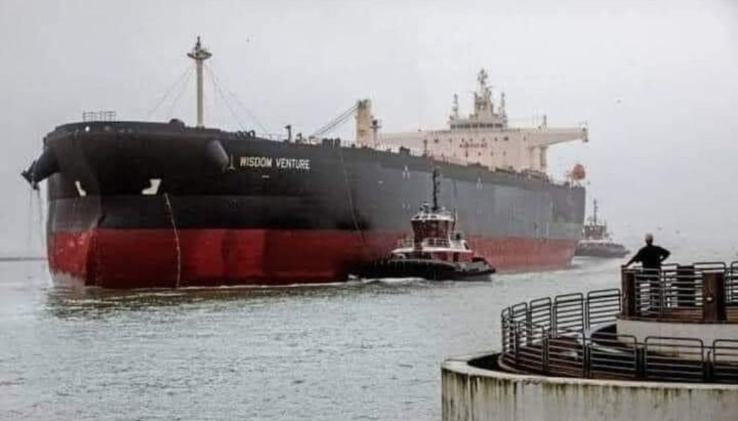 Crude Oil Vessel worth N125bn Been looted every weeks in Nigeria unnoticed for 9 good years of operation