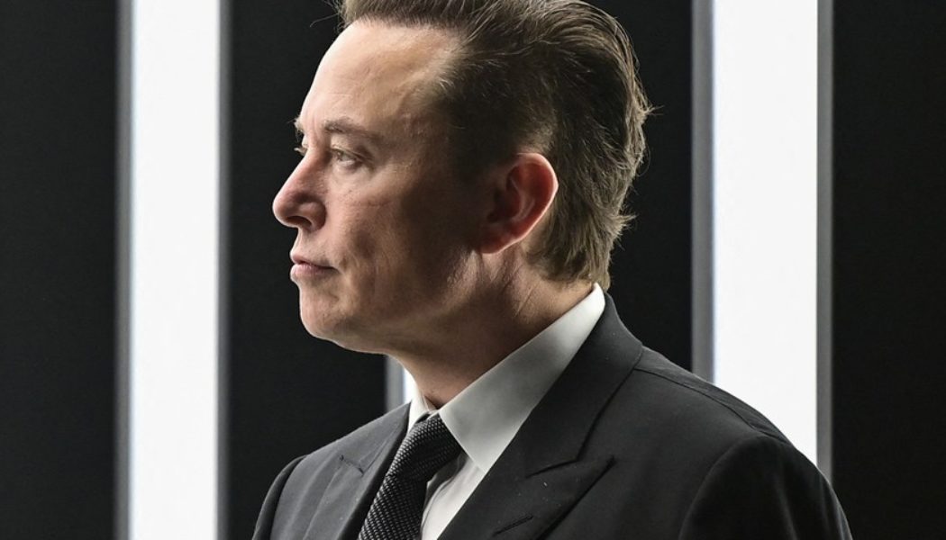 Elon Musk Announces He Finally Bought Twitter, Declares Himself “Chief Twit”