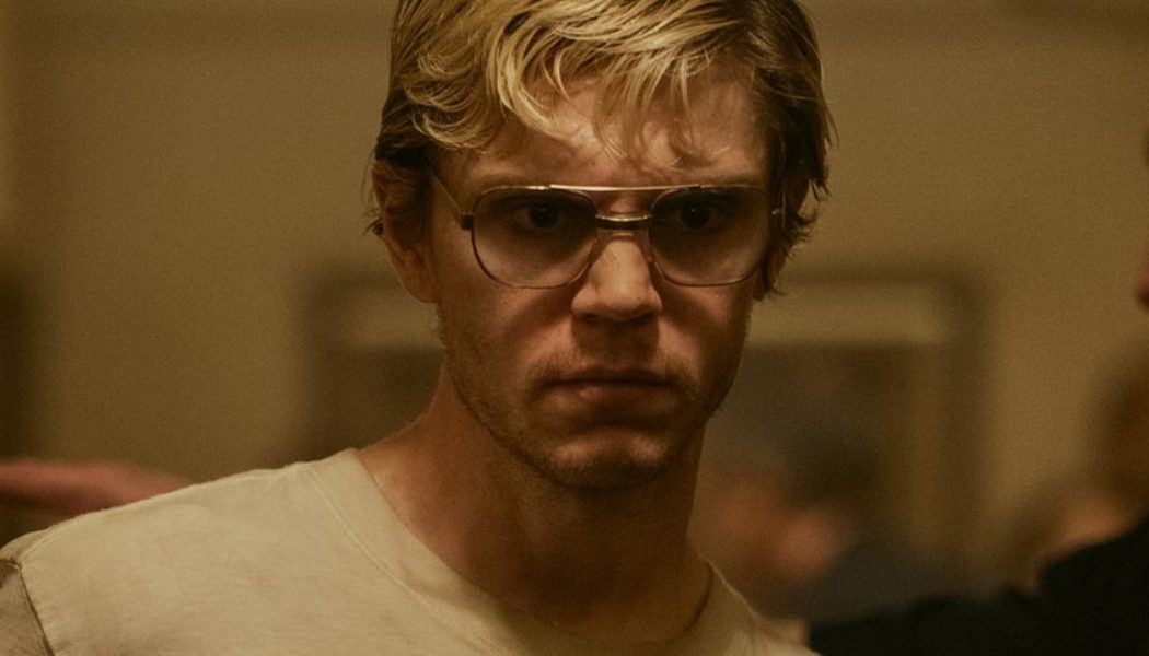 Jeffrey Dahmer’s Prison-Worn Glasses Goes on Sale for $150,000 USD