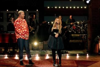 Kelly Clarkson & Sam Smith’s Kellyoke Duet Is a ‘Breakaway’ Smash: Watch