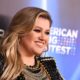 Kelly Clarkson Sounds Like an ‘Angel’ With This Monica Cover