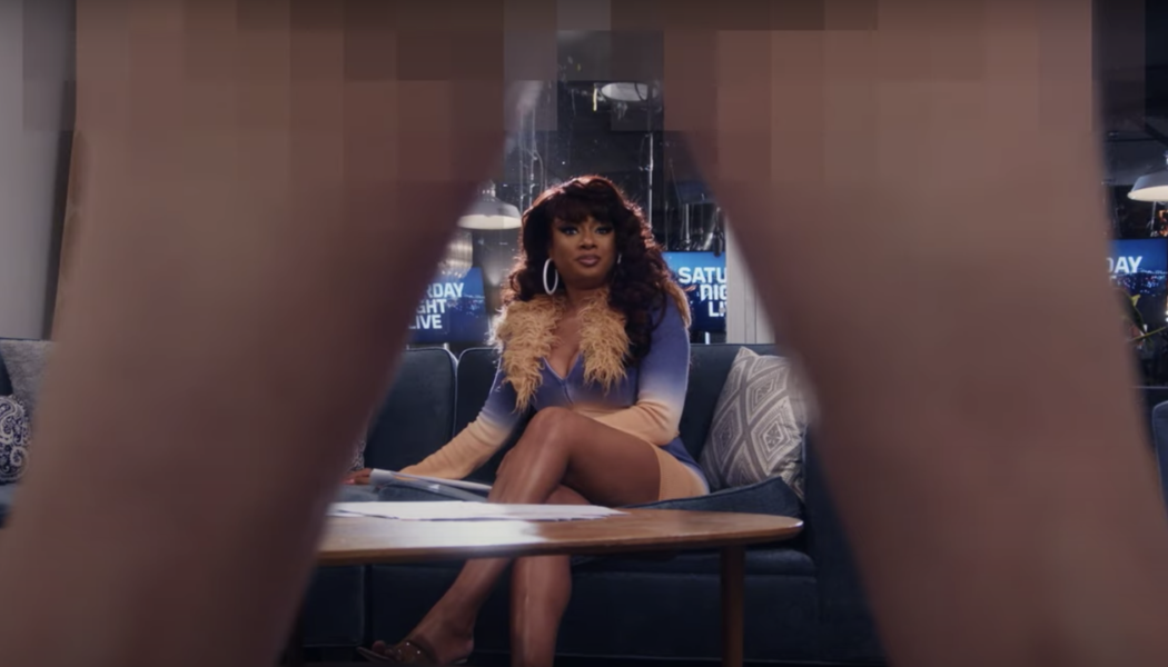 Megan Thee Stallion Confronts a Nude Sarah Sherman in New SNL Promo: Watch