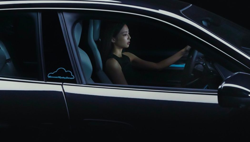 Porsche Builds Special Taycan 4S Cross Turismo for BLACKPINK’s Jennie