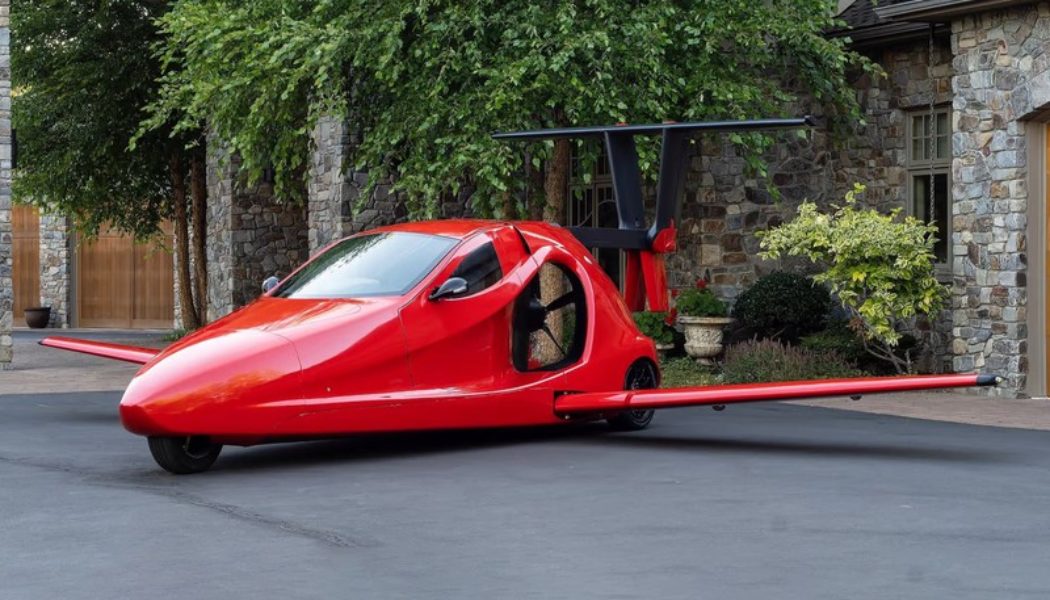 ‘Switchblade’ Tranforms From Road-Legal Car to Plane in Under 3 Minutes