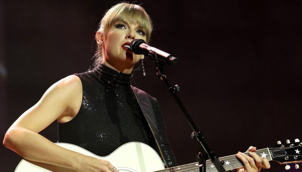 Taylor Swift’s ‘Anti-Hero’ Debuts at No. 1 In U.K.