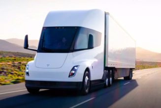 Tesla To Deliver First Semi Trucks to Pepsi This December