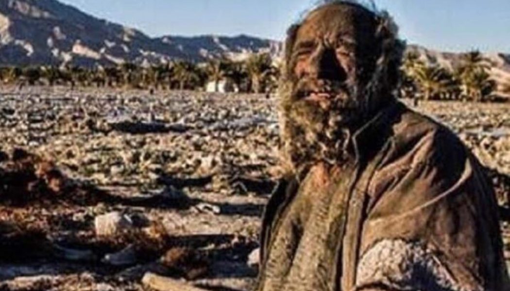 World’s dietiest man dies after taking his first bath in decades