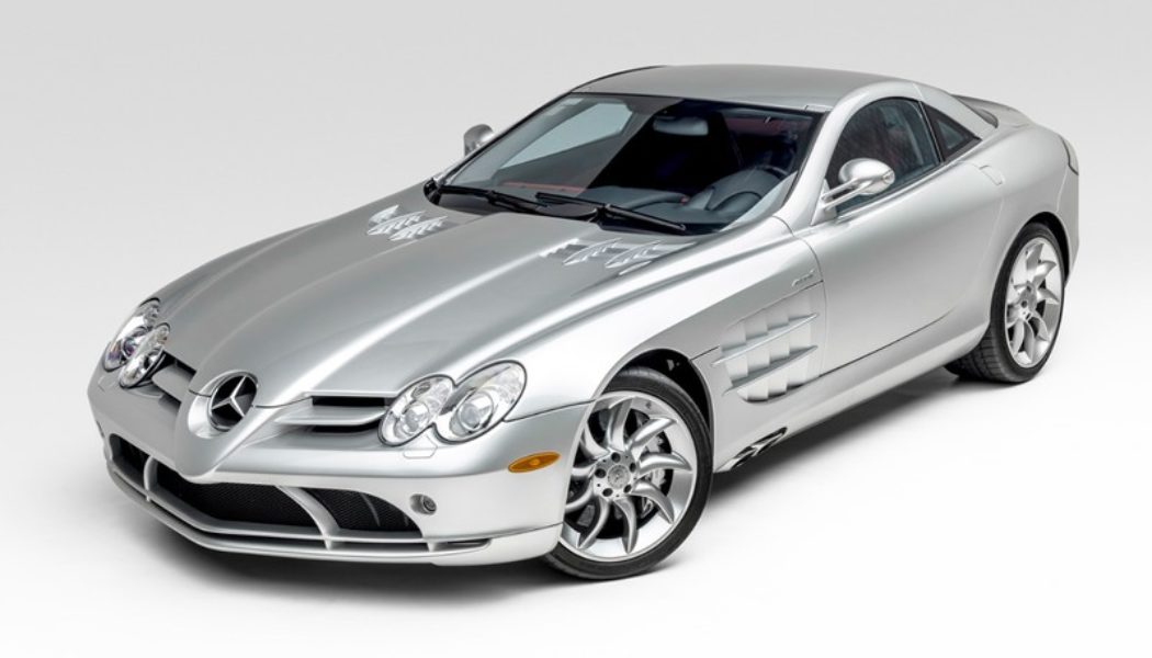 A 2005 Mercedes-Benz SLR McLaren at No-Reserve Auction Garners Bid of $360,000 USD