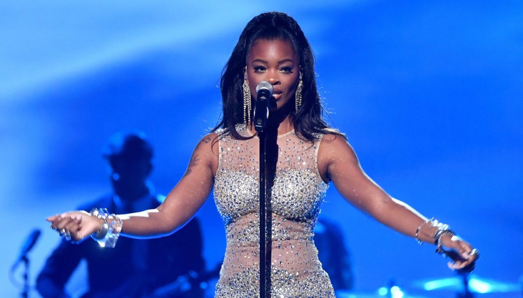 Ari Lennox Performs “Waste My Time” at the 2022 Soul Train Awards: Watch