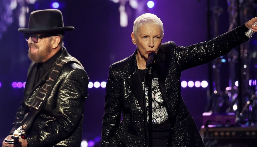 Eurythmics Reunite to Perform at Rock and Roll Hall of Fame Induction Ceremony: Watch