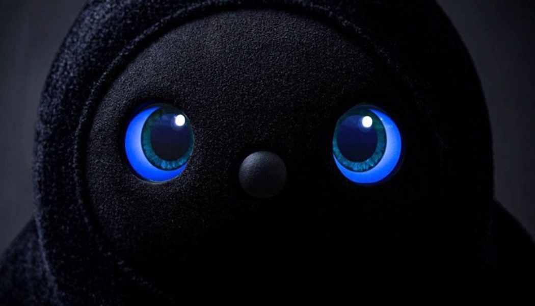 GROOVE X Reveals LOVOT “FRAGMENT EDITION” Emotional Robots