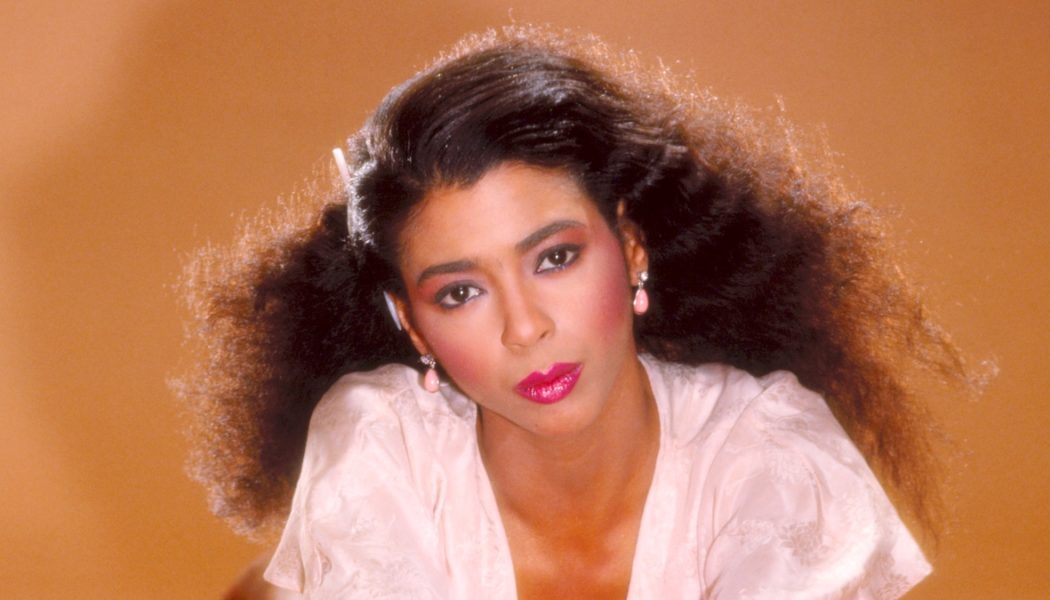 Irene Cara, Oscar-Winning Singer of “Flashdance” and “Fame” Theme Songs, Dead at 63