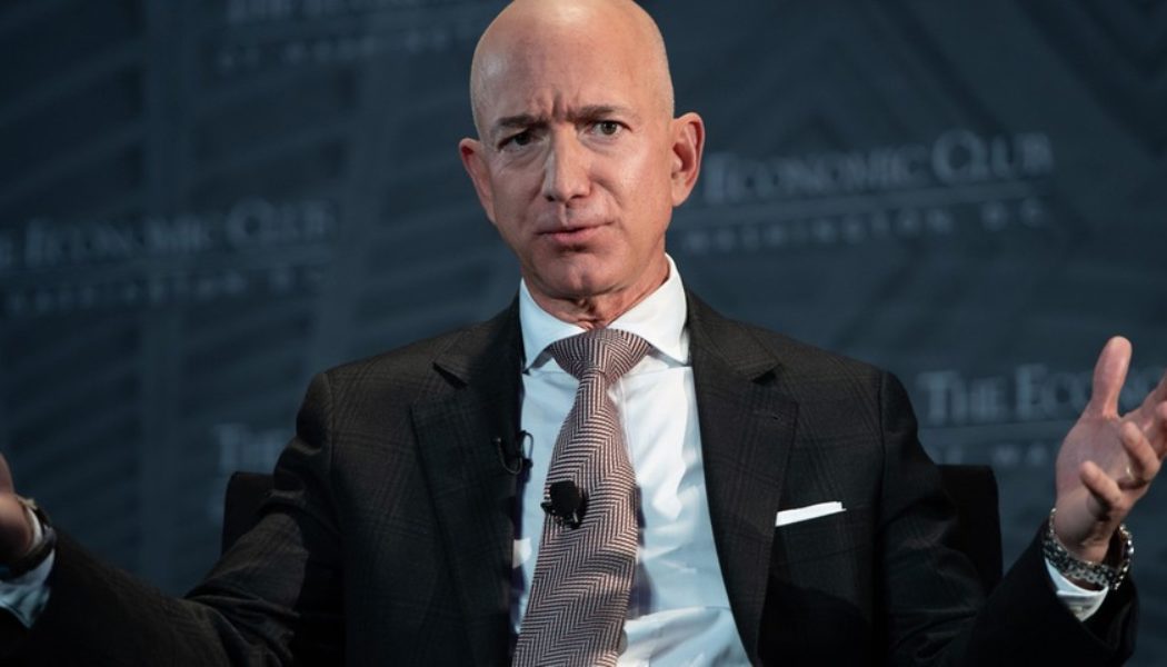 Jeff Bezos Says He Plans To Donate Majority of $124 Billion USD Fortune to Charity