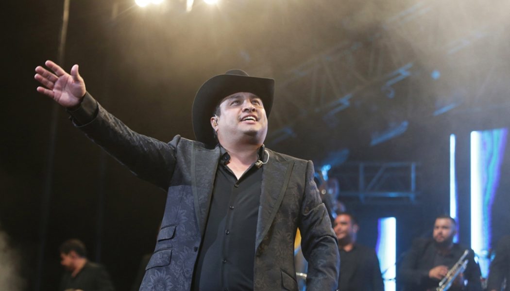 Julión Álvarez y Su Norteño Banda Debut in Top 10 on Regional Mexican Albums Chart