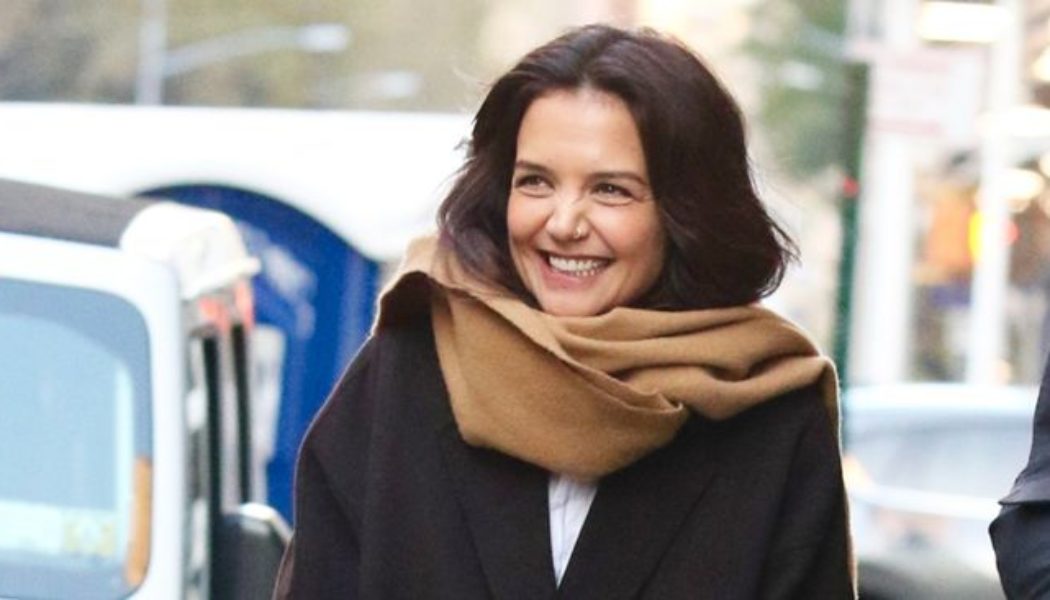 Katie Holmes Wore the Winter Accessory That Makes Every Outfit Look Expensive