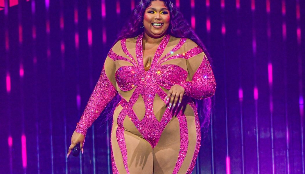 Lizzo Welcomes Cardi B, Missy Elliott to the Stage in Los Angeles