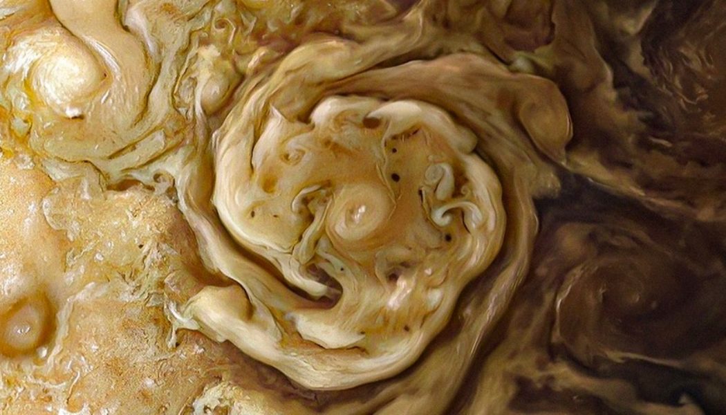 NASA’s Juno Spacecraft Delivers Stunning Close-Ups of Jupiter