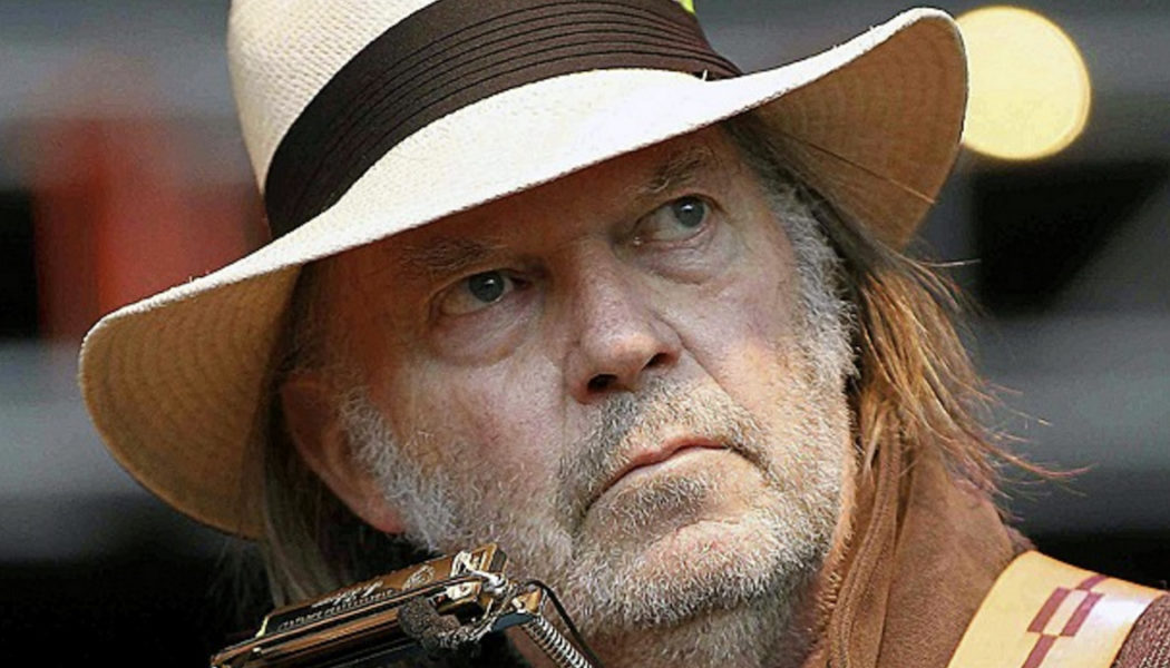 Neil Young on Spotify: “Why Would I Keep [Music] on There When It Sounds Like a Pixilated Movie?”