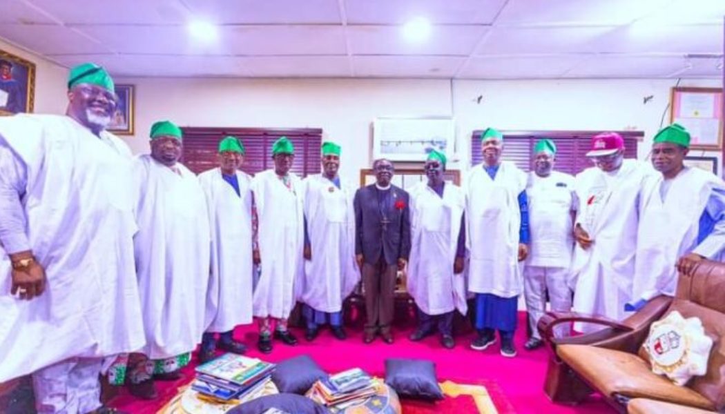 2023: Atiku Abubakar meet Christian and Muslims leaders in Jos