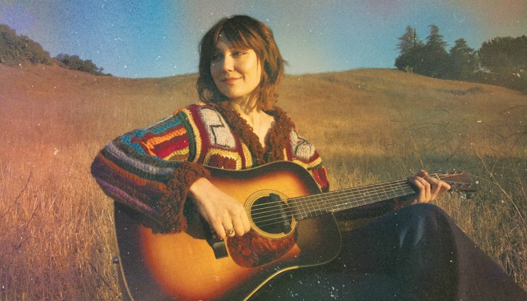 5 Things to Know About Molly Tuttle, Best New Artist Nominee at 2023 Grammys