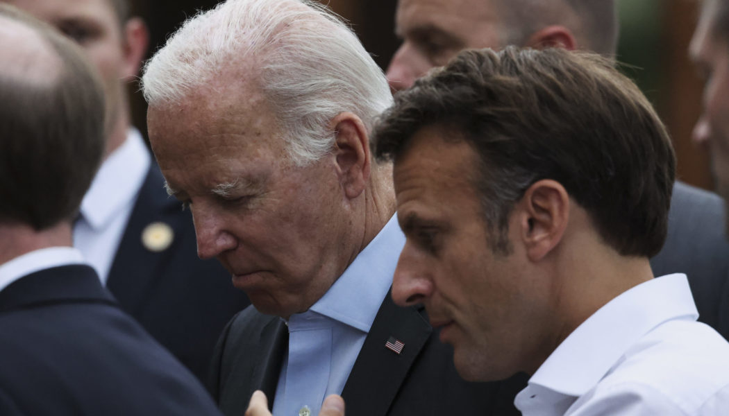 Biden enters a new type of tango with Paris