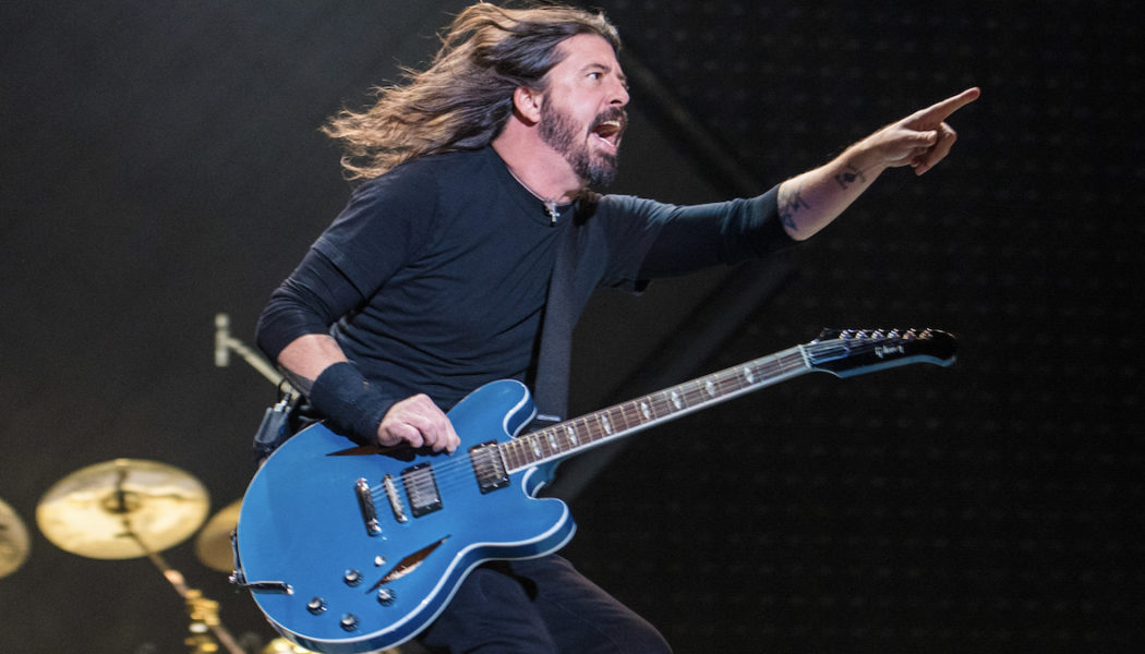 Dave Grohl Plays Rarity “Marigold” for First Time in over a Decade: Watch