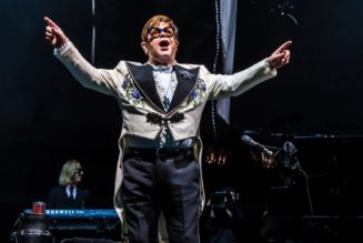 Elton John to Headline Glastonbury in 2023