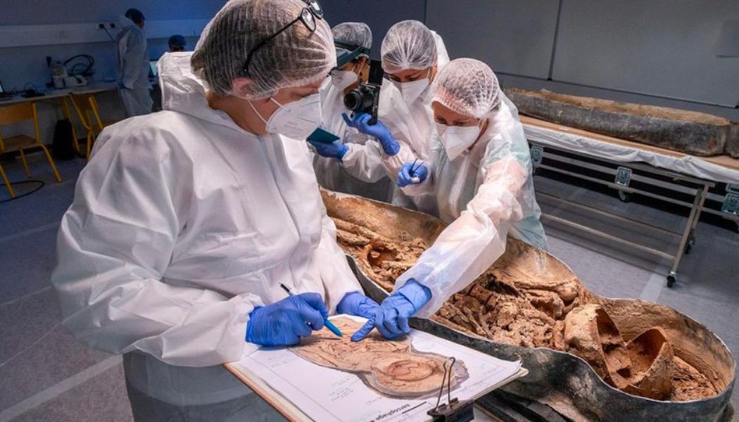 French Archaeologists Identified the Bodies of the Two Sarcophagi Found Beneath Notre Dame