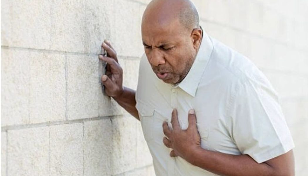 How To Survive A Heart Attack If You Are Alone And Things You Should Avoid