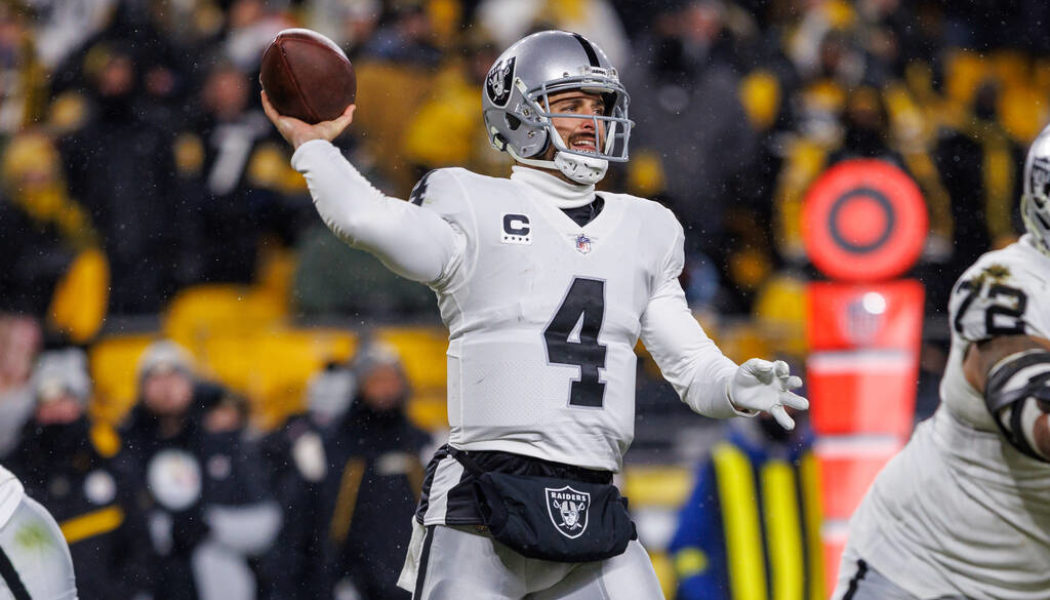 Las Vegas Raiders Benching Derek Carr