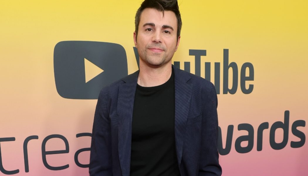 Mark Rober, MrBeast Win Big at 2022 YouTube Streamy Awards (Full Winners List)