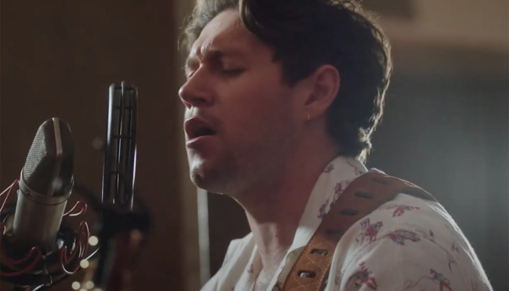 Niall Horan & Lewis Capaldi Deliver a Gorgeous Cover of a U2 Hit: Watch