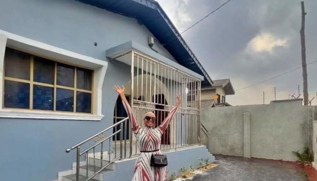 PHOTOS: Actress Nancy Isime Builds House For Dad