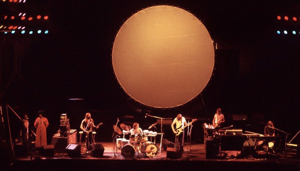 Pink Floyd Releases 18 Concerts From Their ‘The Dark Side of the Moon’ Era