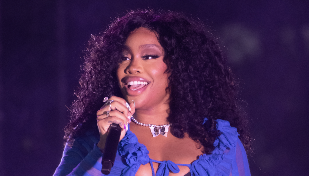 SZA Scores First No. 1 Album With SOS