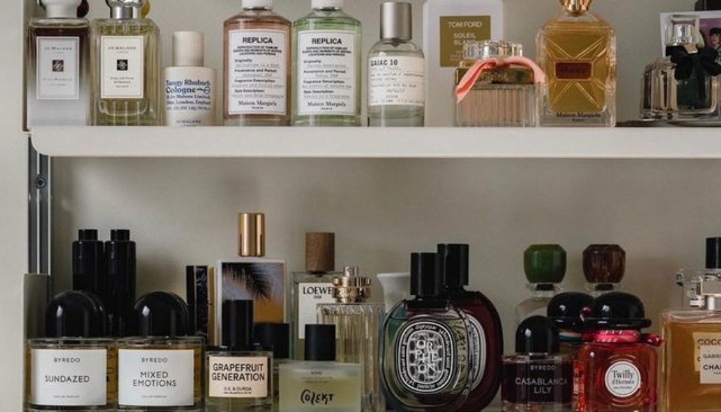 These 16 Fragrances Scream Cosiness, According to People Who Smell (Really) Good