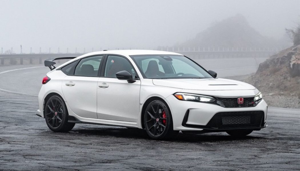 Honda Japan Suspends All New Orders for the  Civic Type R