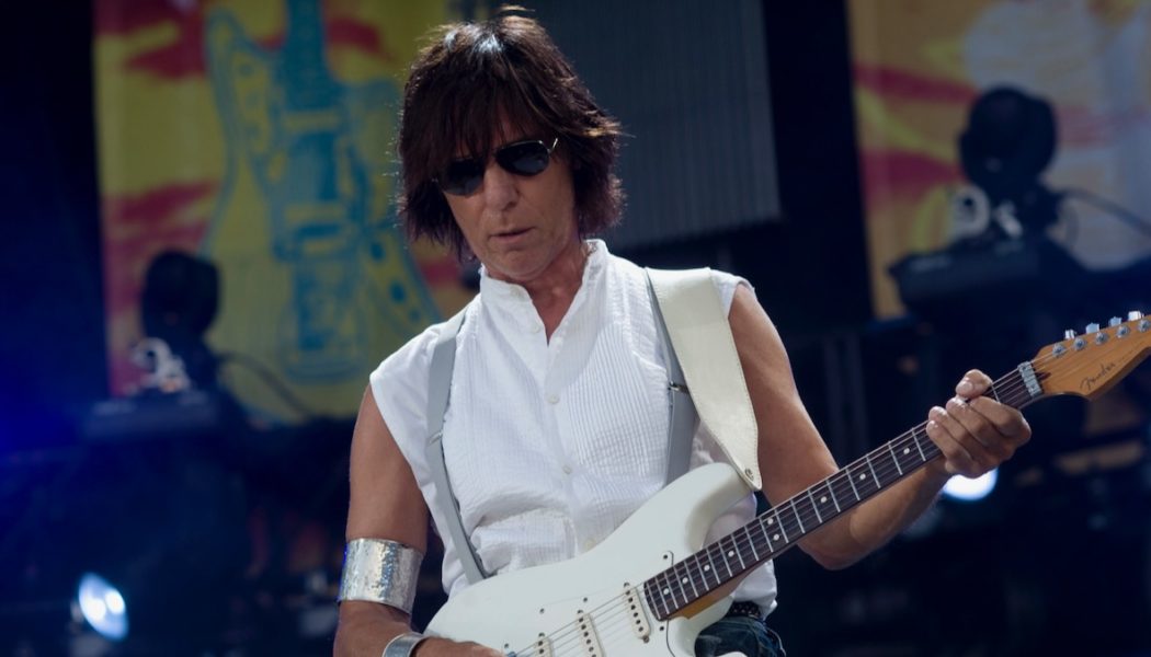 Jeff Beck, Guitar Virtuoso Who Shaped Rock ‘n’ Roll, Dead at 78