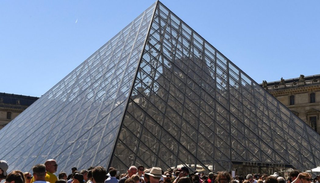 Louvre Museum to Limit Daily Attendance in 2023