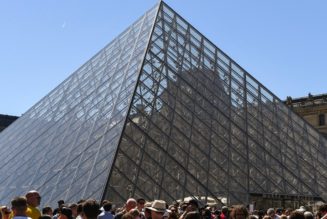 Louvre Museum to Limit Daily Attendance in 2023